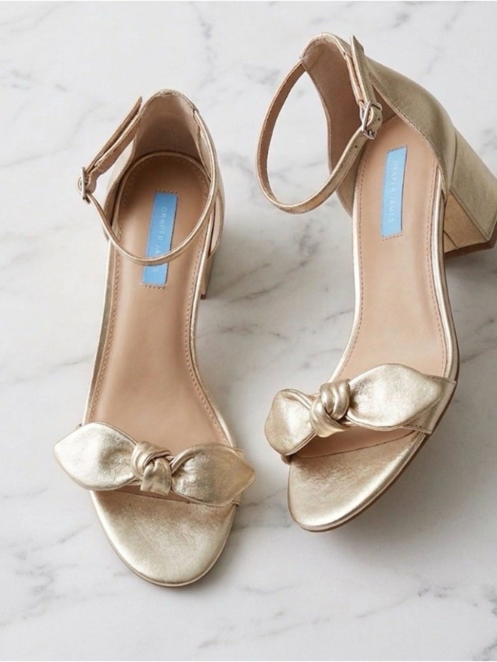 Draper James Gold Bow Block Heel Sandals Size 7 Wedding Guest Bridesmaid Shoes